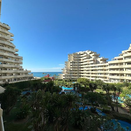 Luxury Frontal Al Mar Benalbeach เบนัลมาเดนา ภายนอก รูปภาพ