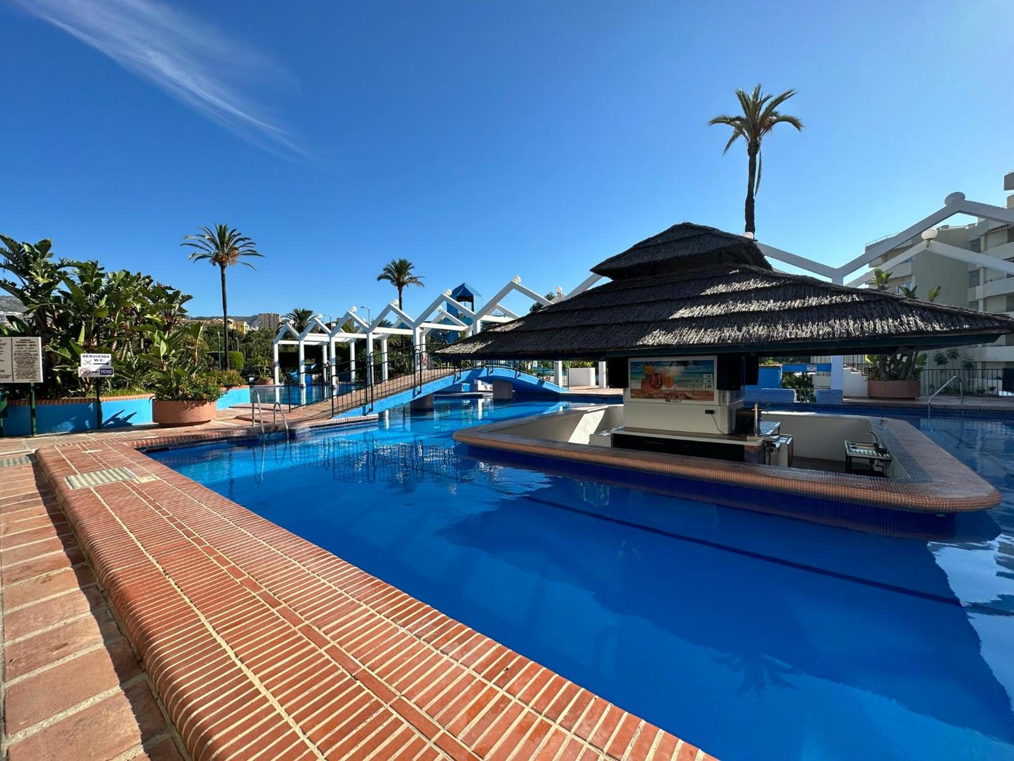 Luxury Frontal Al Mar Benalbeach เบนัลมาเดนา ภายนอก รูปภาพ